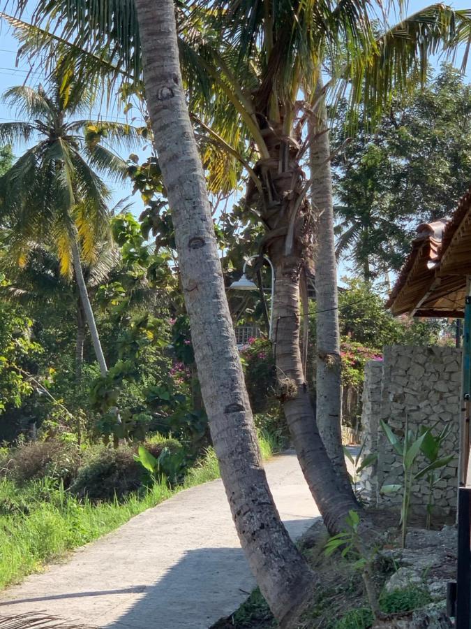 Villa Nextdoor Nature Yogyakarta บันตุล ภายนอก รูปภาพ