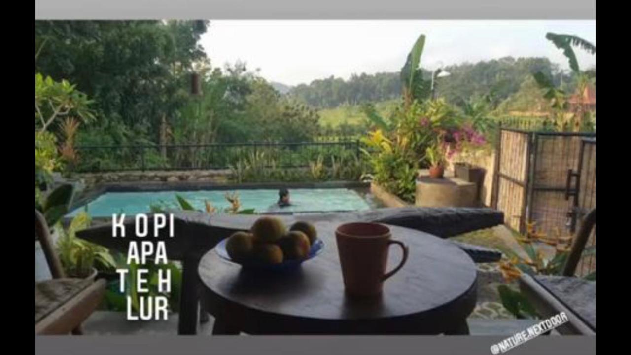 Villa Nextdoor Nature Yogyakarta บันตุล ภายนอก รูปภาพ