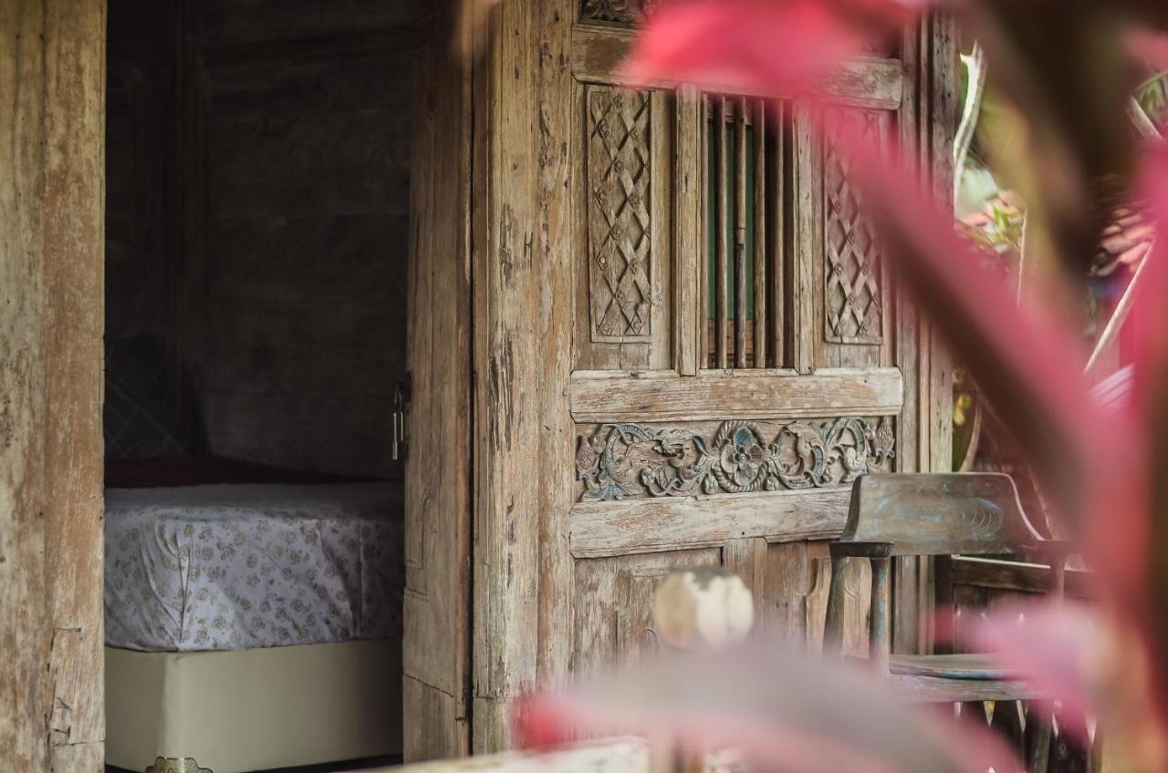 Villa Nextdoor Nature Yogyakarta บันตุล ภายนอก รูปภาพ