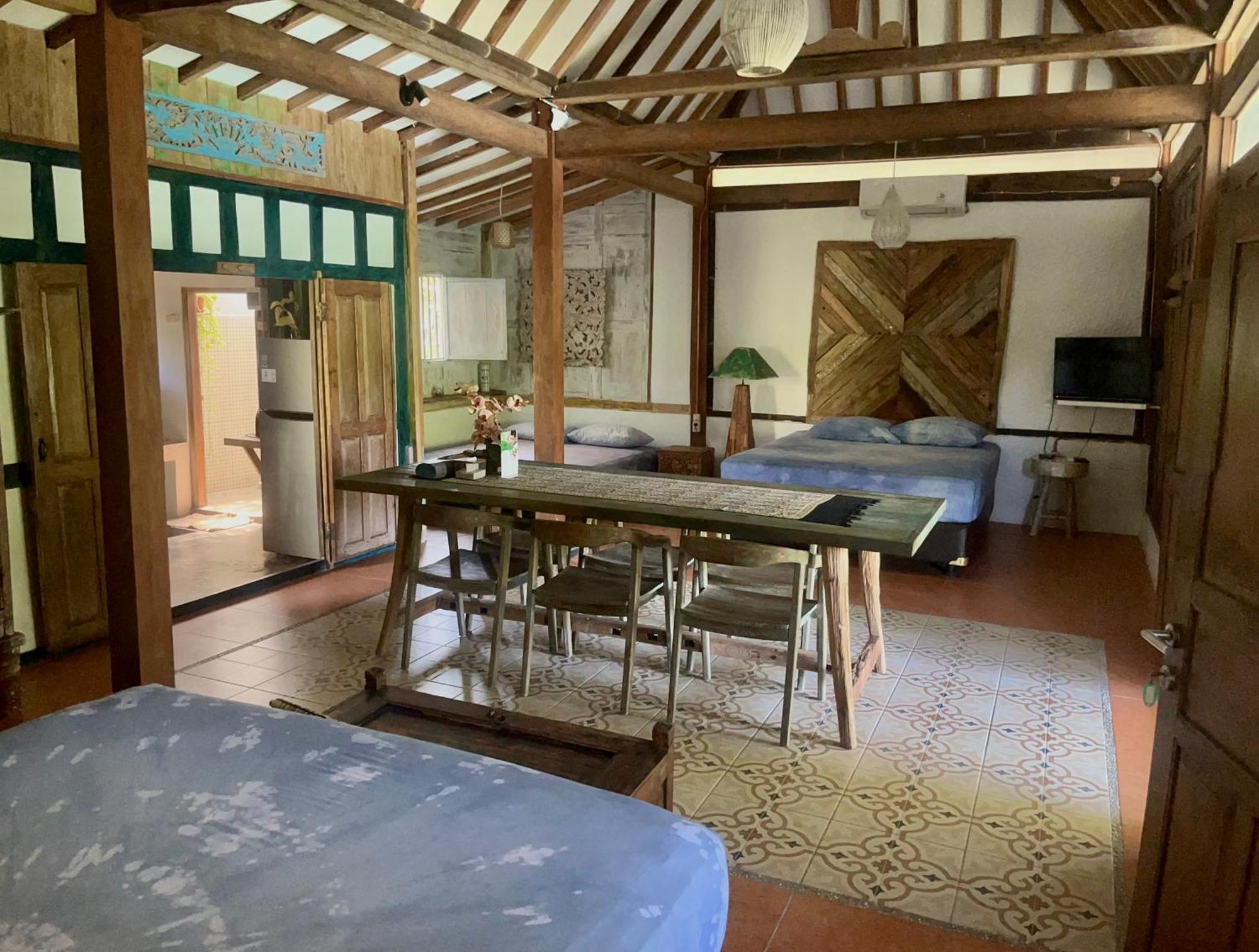 Villa Nextdoor Nature Yogyakarta บันตุล ภายนอก รูปภาพ