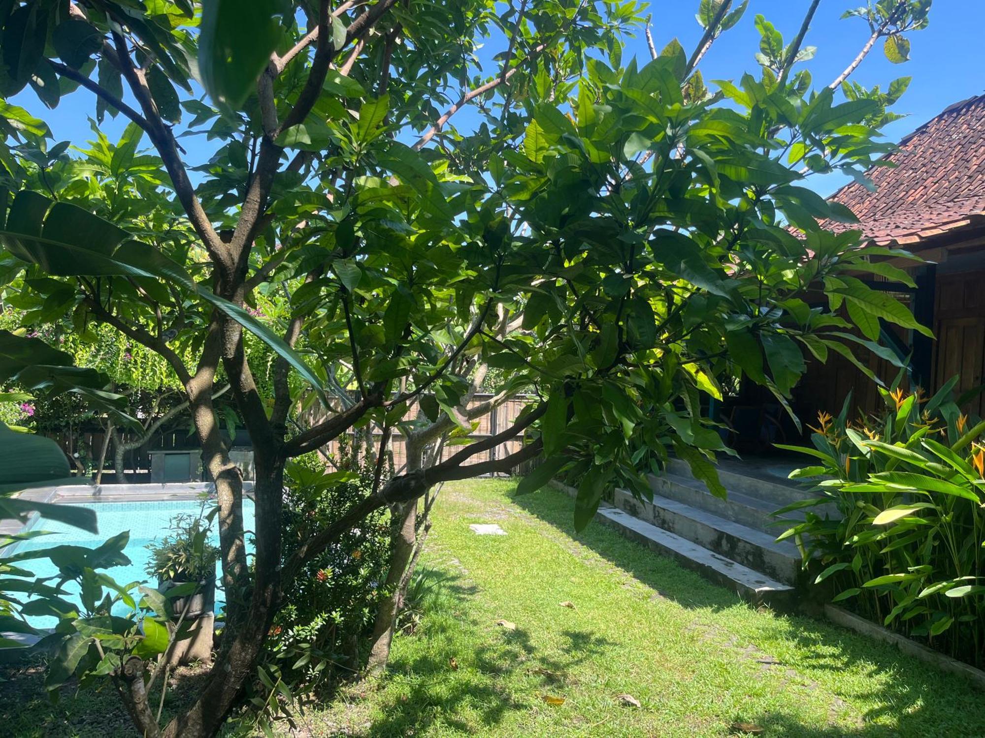 Villa Nextdoor Nature Yogyakarta บันตุล ภายนอก รูปภาพ